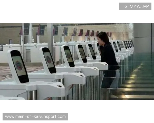 赛事场馆实行智能安检引入人脸识别确保安全，智能安检机器人